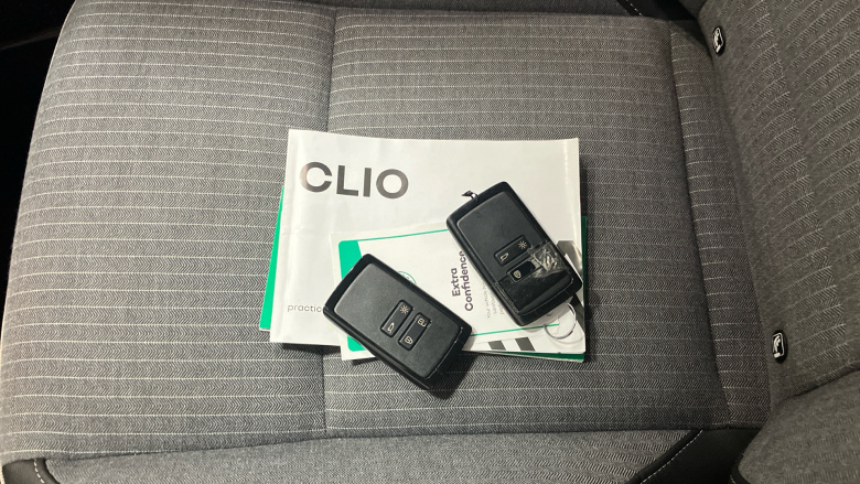 Renault Clio 1.0 TCe 90 Techno 5dr Petrol Hatchback